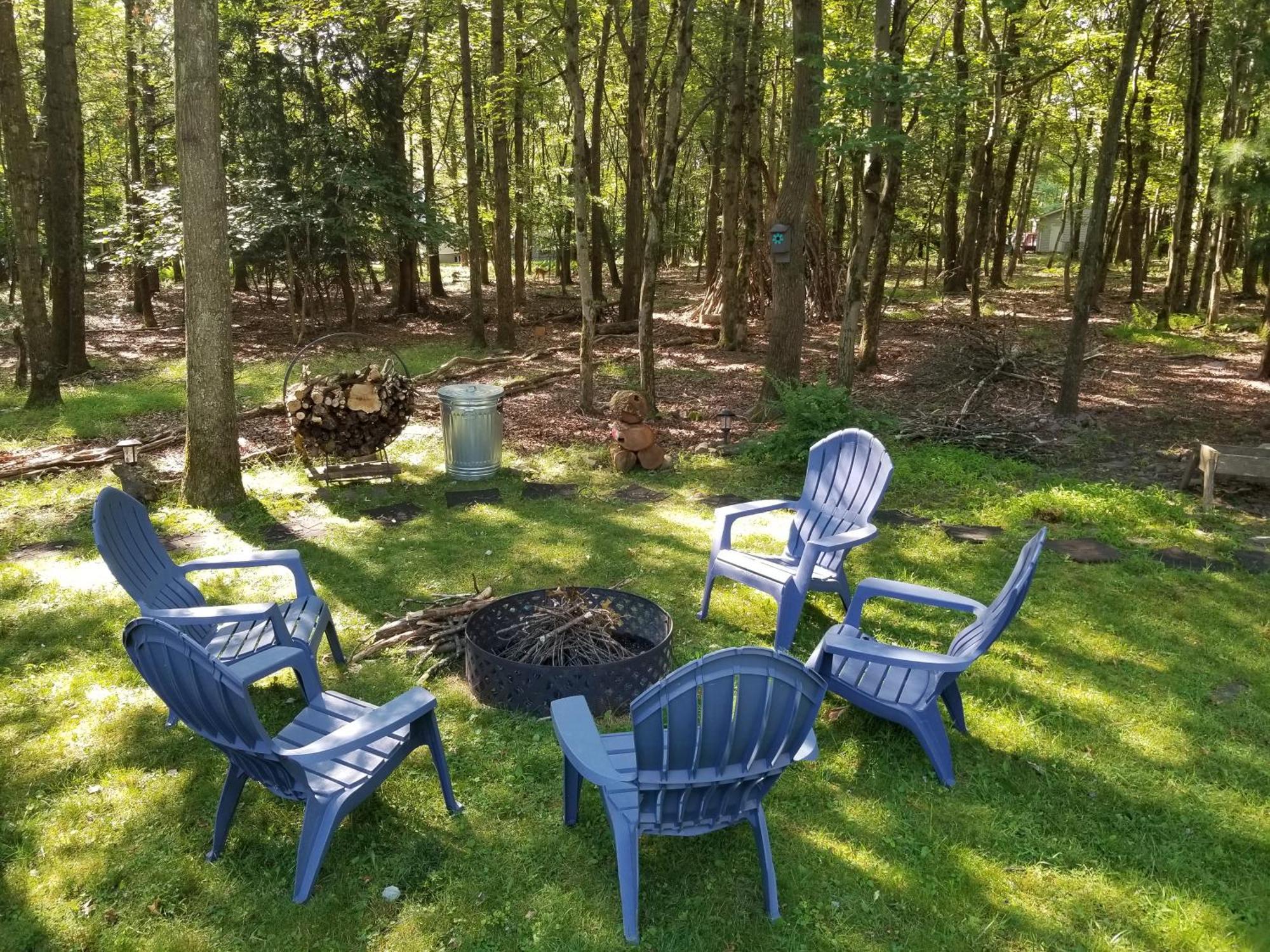Serenity And Fun All In One In This Cozy Pocono Cabin Jim Thorpe Bagian luar foto