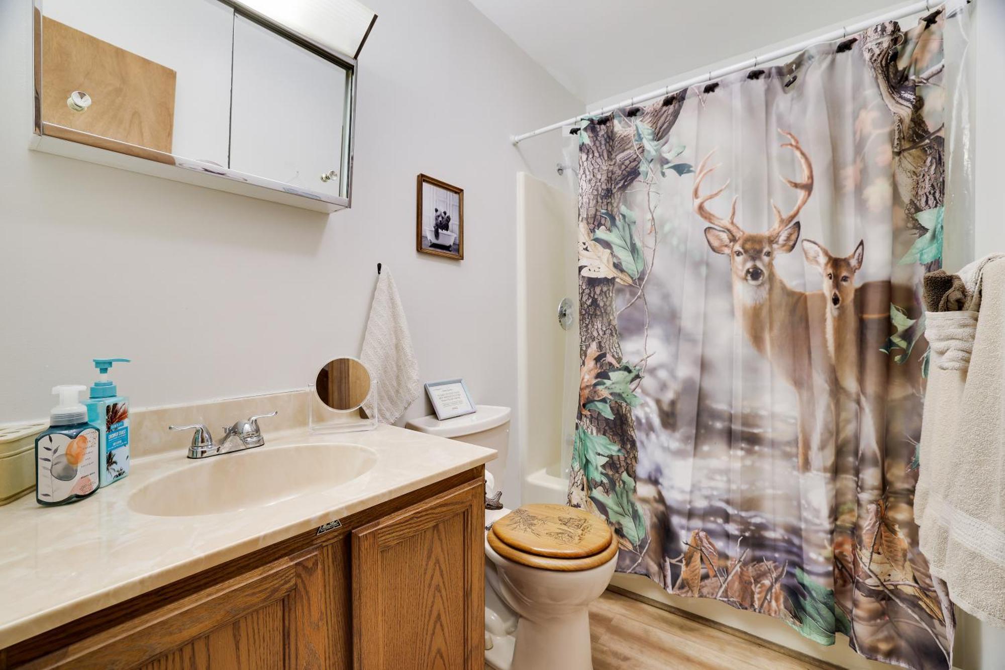 Serenity And Fun All In One In This Cozy Pocono Cabin Jim Thorpe Bagian luar foto